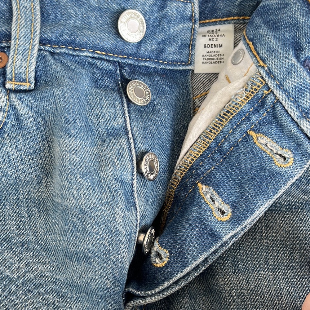 H&M - Jean mini skirt - Picture 9 of 10